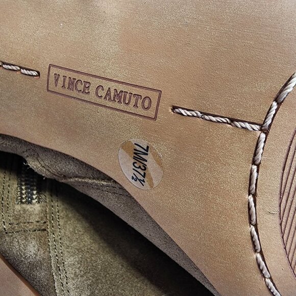 VINCE CAMUTO Sashane Peep-Toe Booties Size 7.5 Suede - Picture 12 of 13